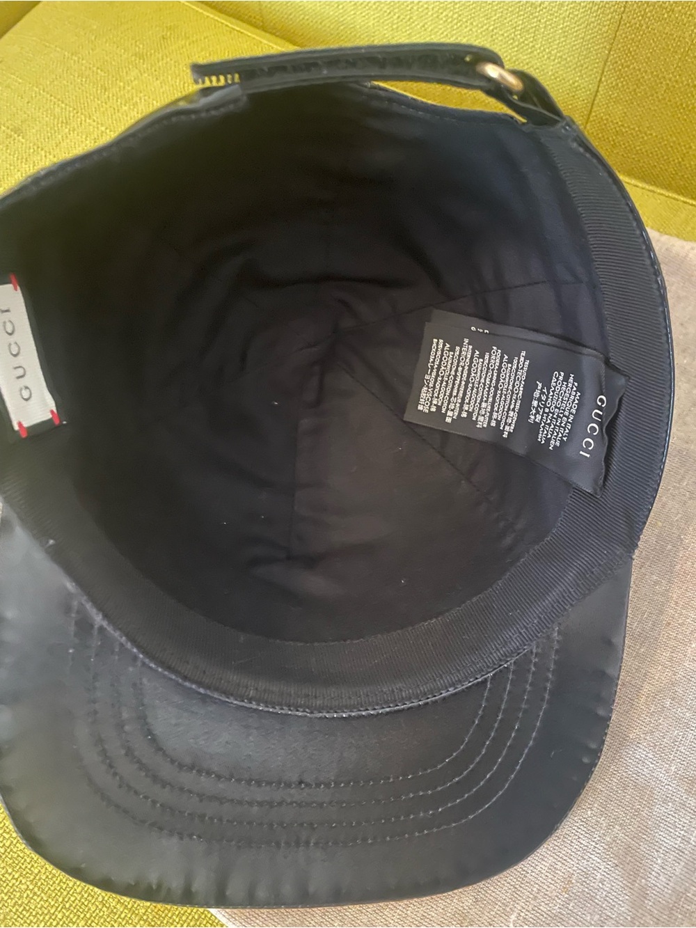 Gucci Black Logo Baseball Cap with Patent Brim - Picture 3 of 7